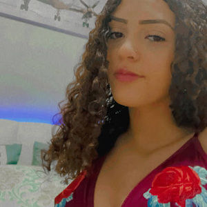 Meet your Posher, Maria eloiza
